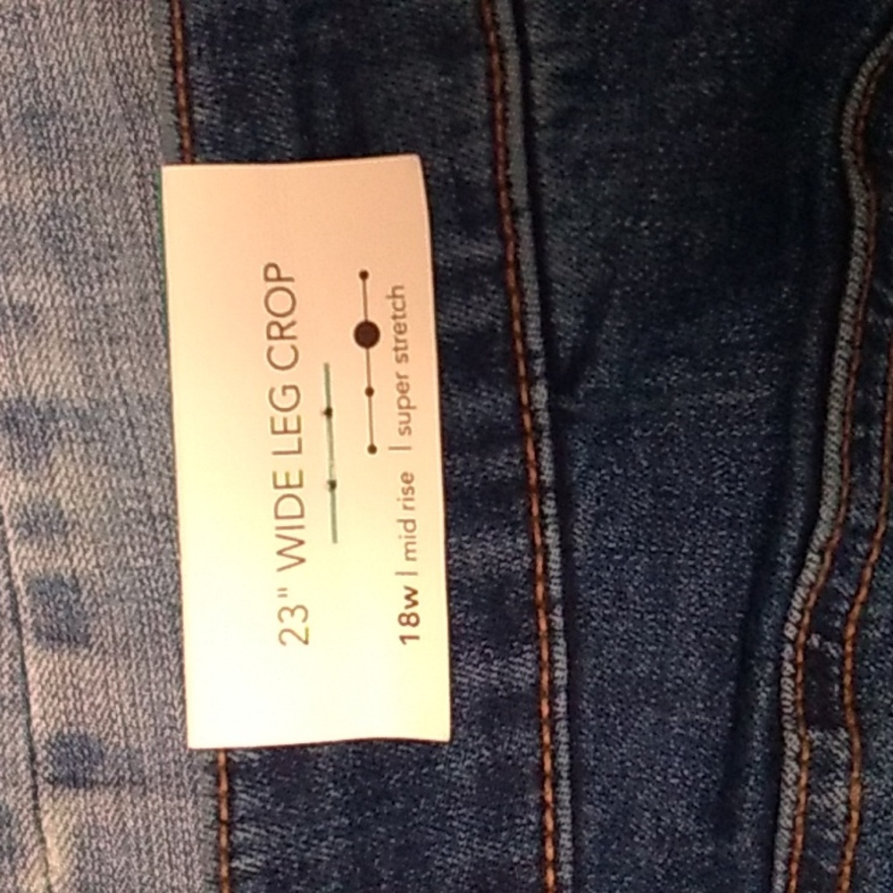 Brand new 18w Maurices jeans